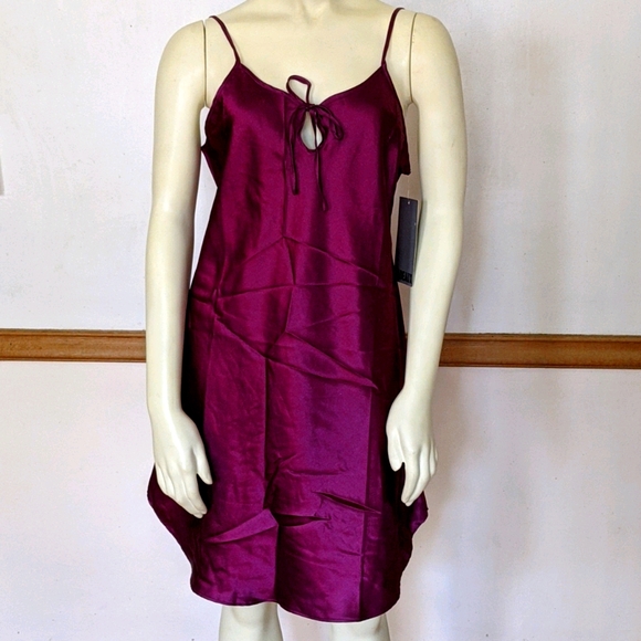 Vintage Labeaux Other - NOS Vintage Labeaux Negligie size Medium nightgown